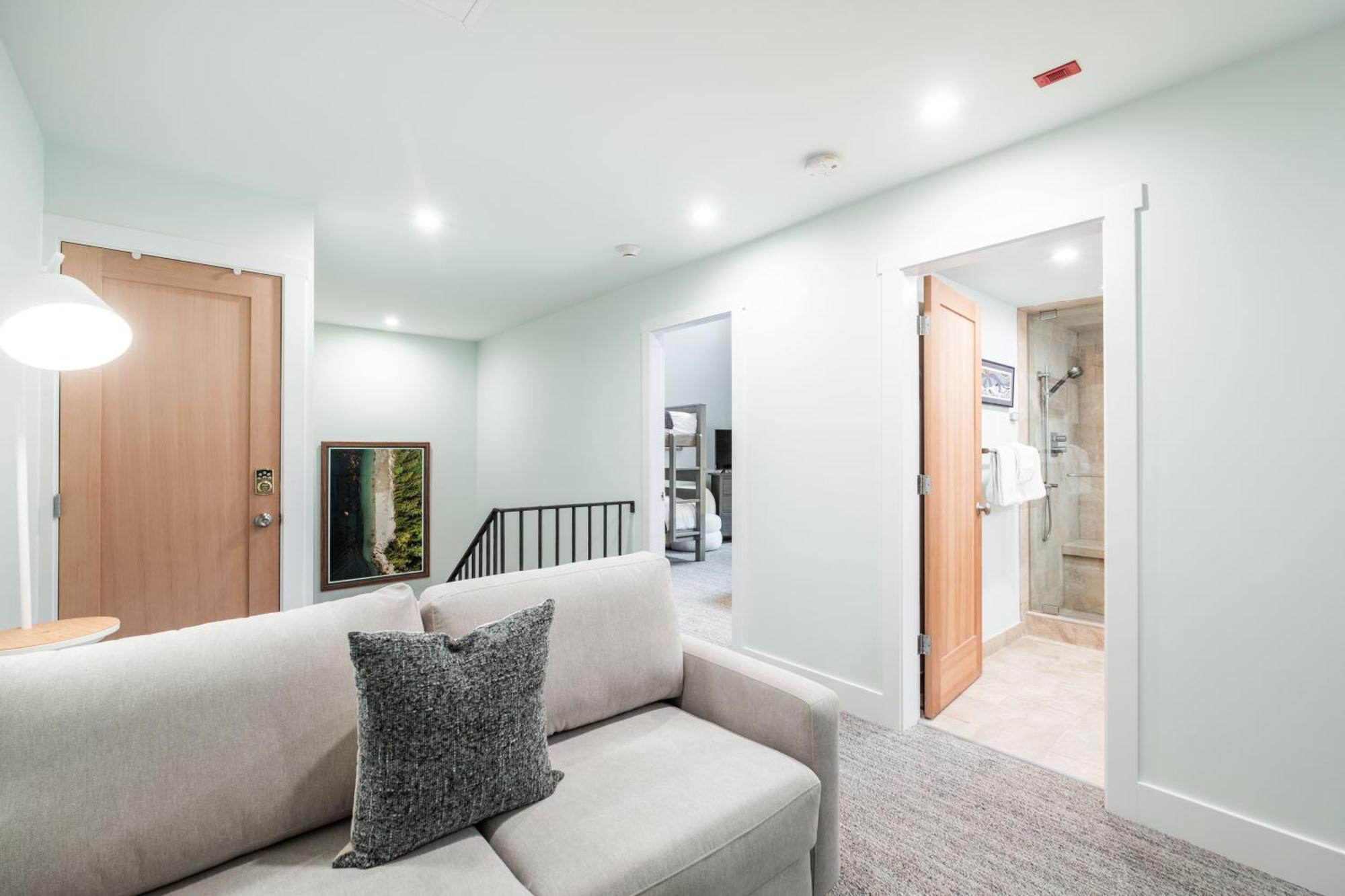 Villa Greyhawk By Outpost Whistler Extérieur photo