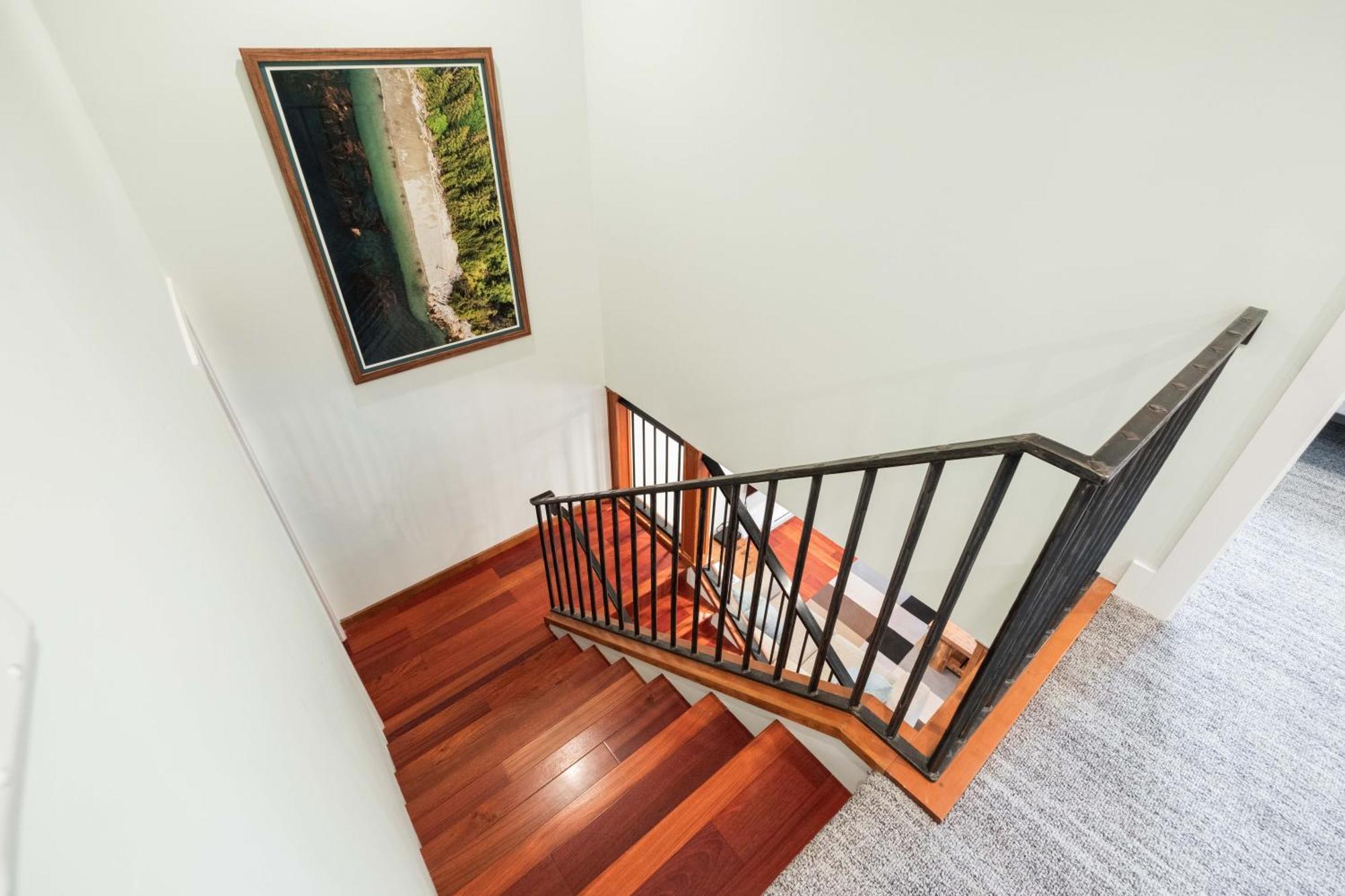 Villa Greyhawk By Outpost Whistler Extérieur photo