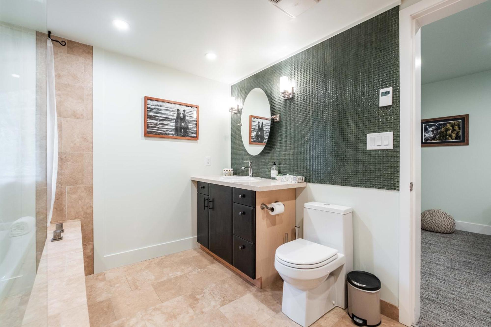 Villa Greyhawk By Outpost Whistler Extérieur photo