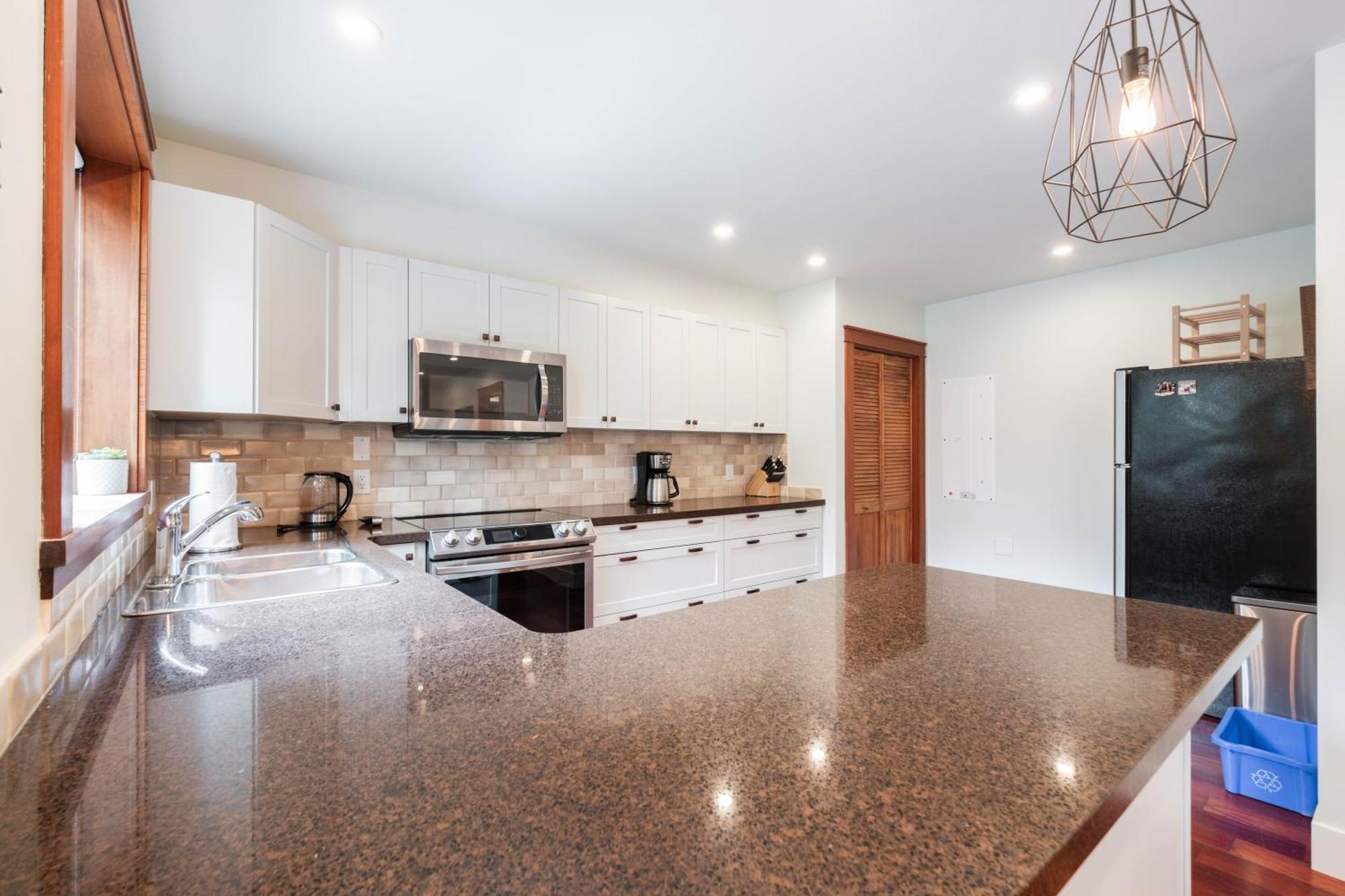 Villa Greyhawk By Outpost Whistler Extérieur photo