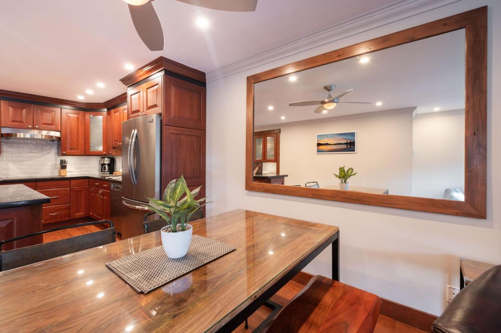 Villa Greyhawk By Outpost Whistler Extérieur photo